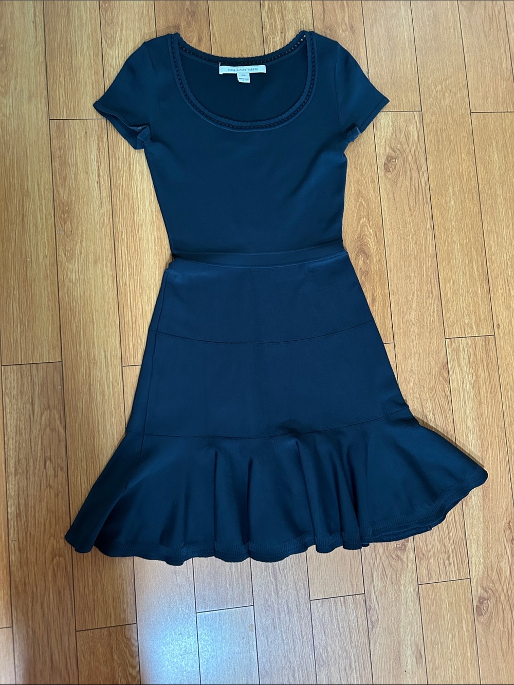 Diane Von Furstenberg Navy Scoop Neck Fit-and-Flare Mini Dress